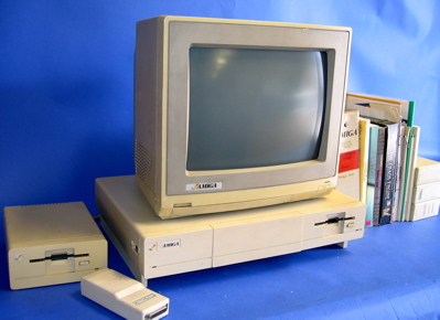 Commodore Amiga 1000 Computer (sys 2)