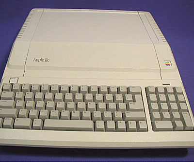 Apple IIe Platinum